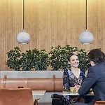Oasia Hotel