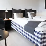 Oasia Hotel