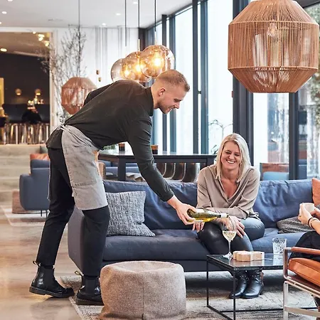 Oasia 3* Århus